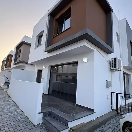 Peaceful City Escape Villa 别墅